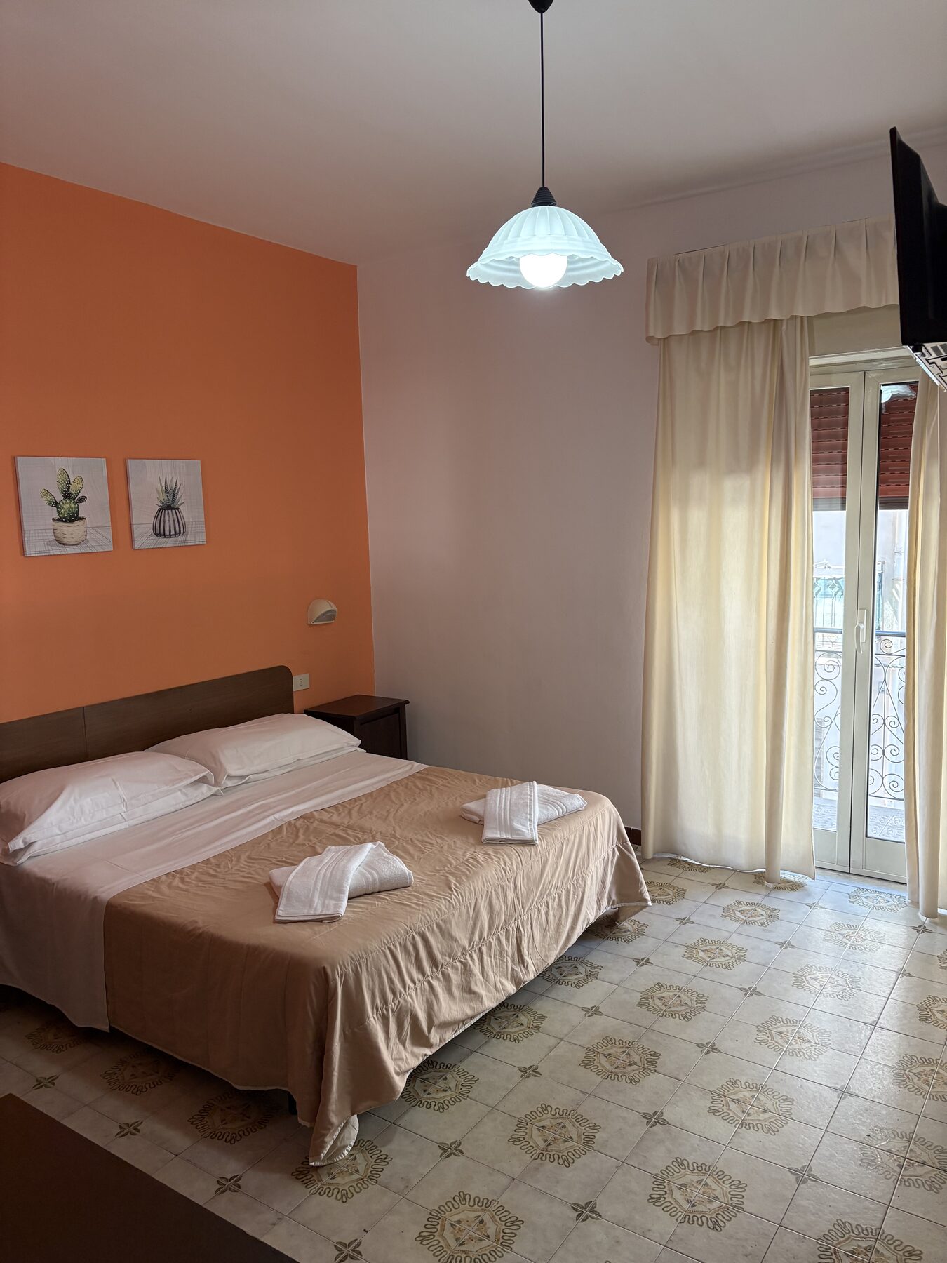 Double room, view 2