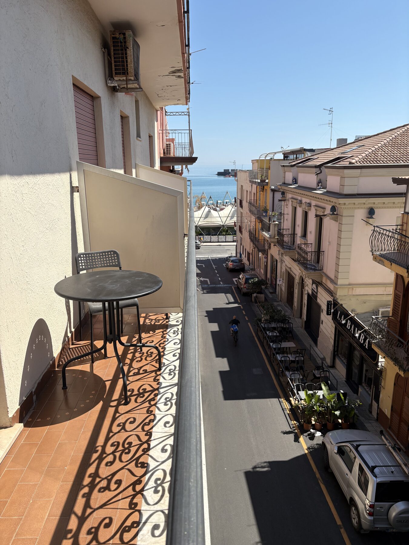 Triple room balcony